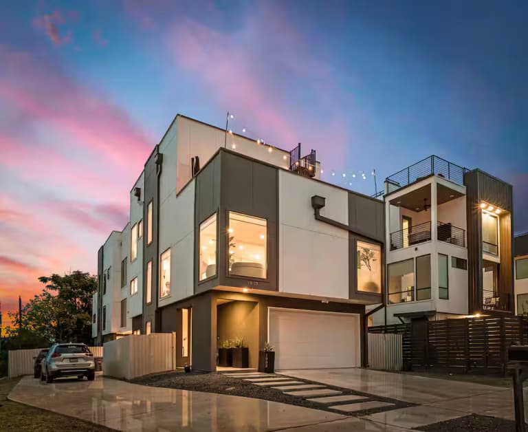 Premier Pads Rentals property