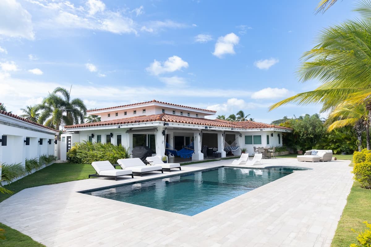 Acomodo Rentals property